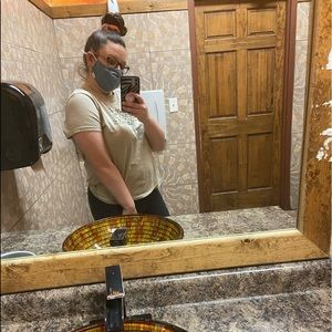 Meet your Posher, Ashlee